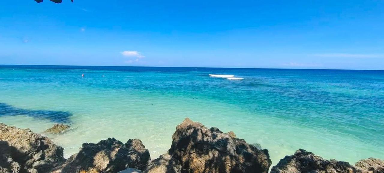 Traditional Private Guesthouse In Patar Beach Bolinao Εξωτερικό φωτογραφία