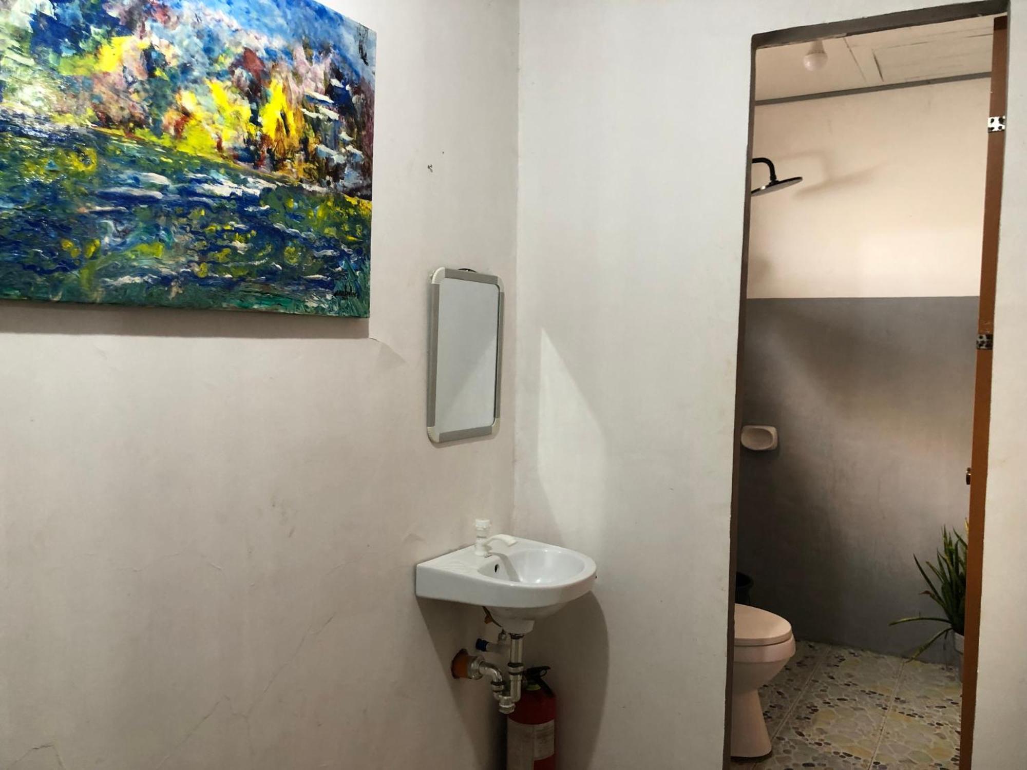 Traditional Private Guesthouse In Patar Beach Bolinao Εξωτερικό φωτογραφία